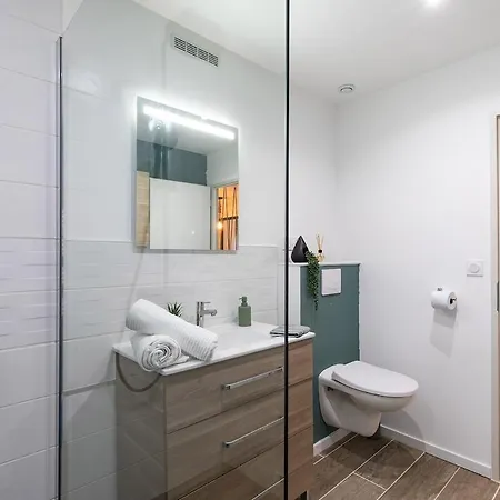 Le Coup De Coeur - A 4min Du Sanctuaire - 1min Des Commerces - 3pers *